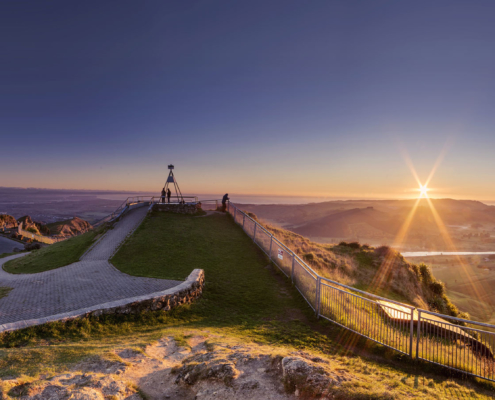 head-Te-Mata-summit- Te Mata Peak
